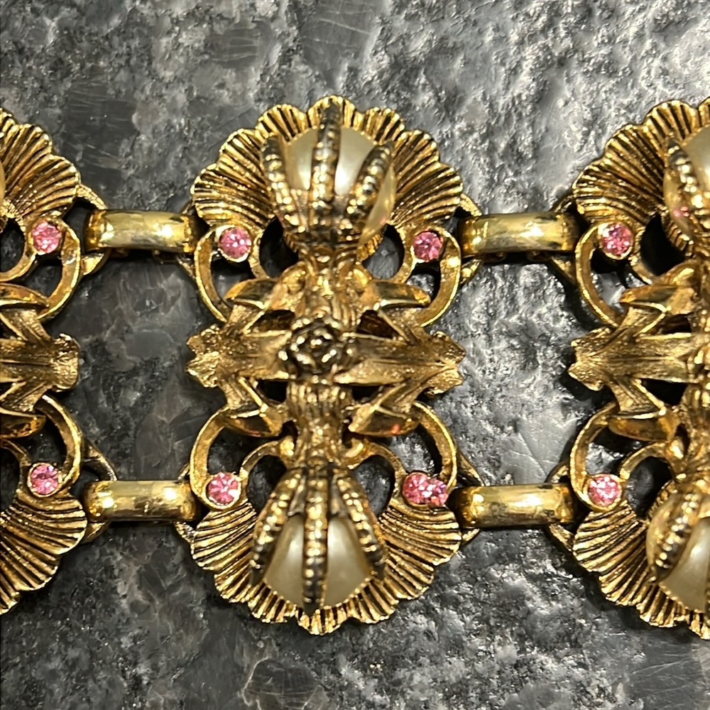 Vintage “claw” bracelet